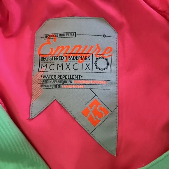 Empyre Coat - Picture 3 of 3